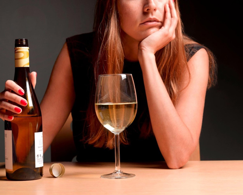 Анонимное лечение женского алкоголизма в Семикаракорске